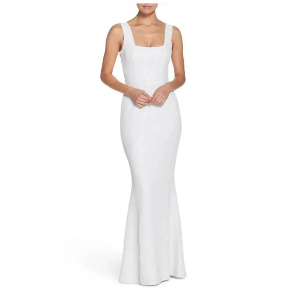 DRESS THE POPULATION White Sequin Sleeveless Gown, EUC, XL